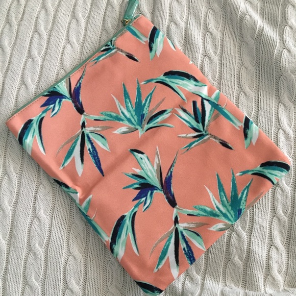 Rachel Pally Reversible Tropical Clutch NWOT - Picture 4 of 5